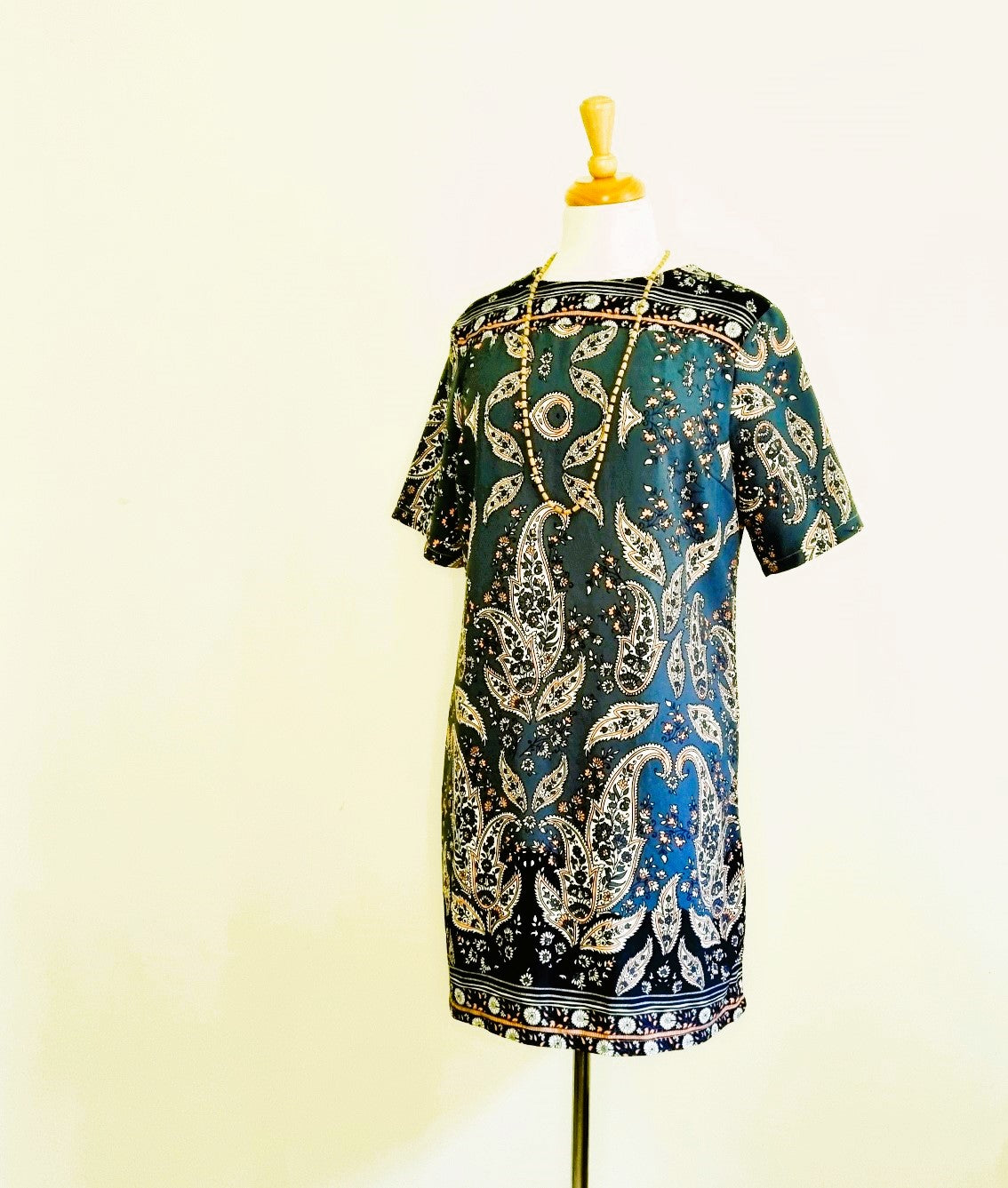 Cheroke Los Angeles - Blue & Pink paisley midi dress