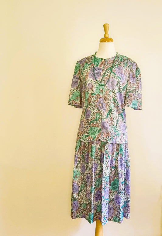 Nuvelle by Rosecraft - Vintage - Gorgeous purple & green top/skirt suit