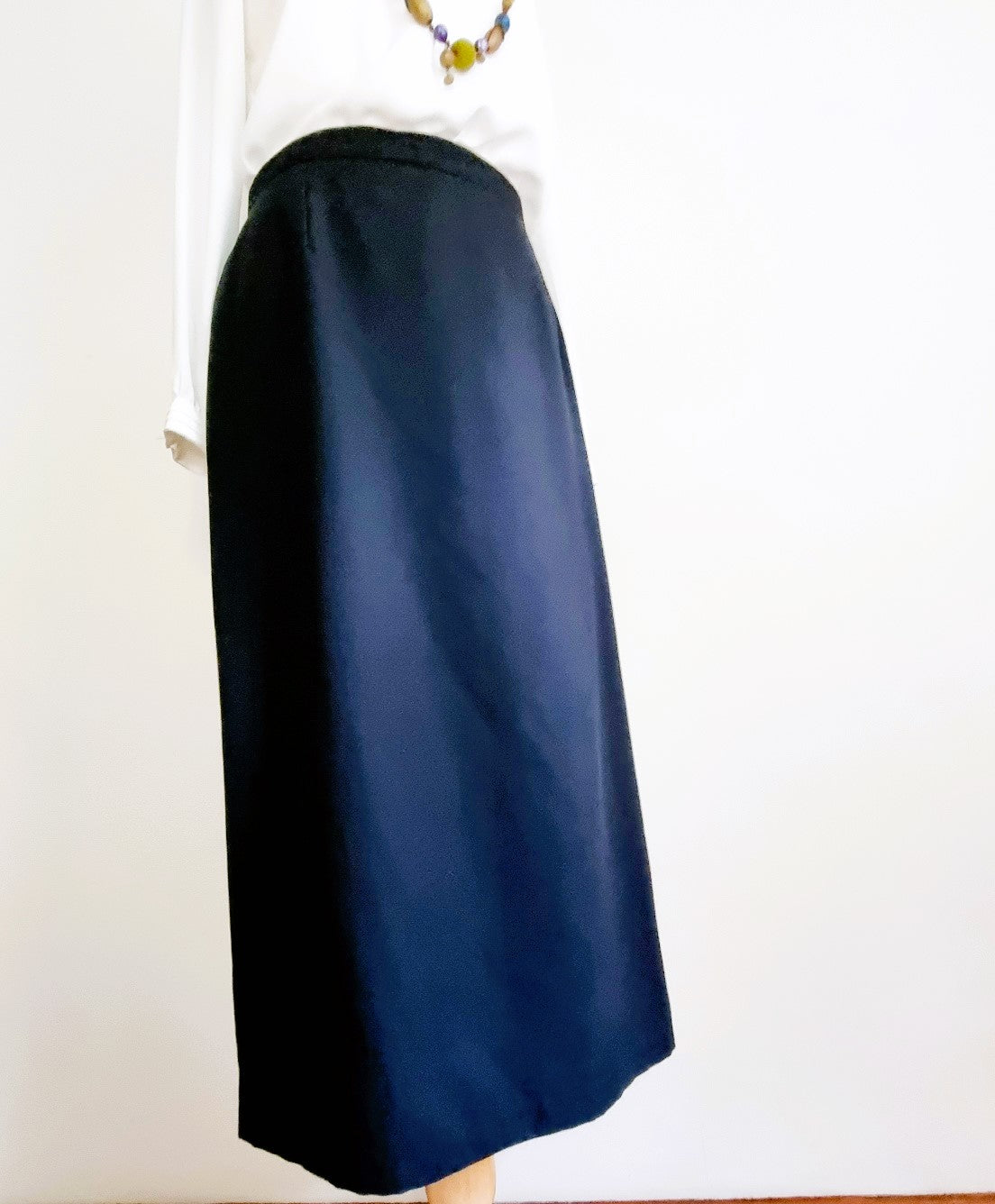 Topics - Black lined skirt