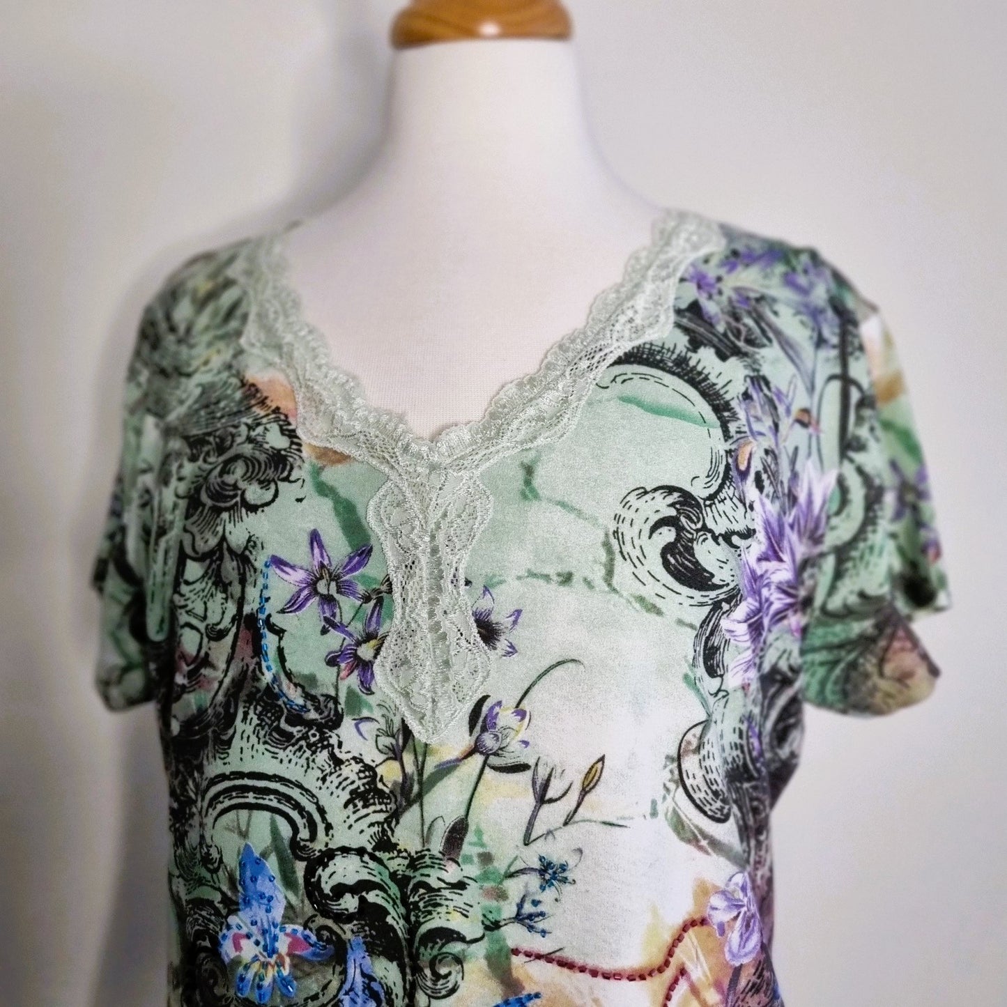 Queenspark Woman - Green bead embellished V-neck blouse