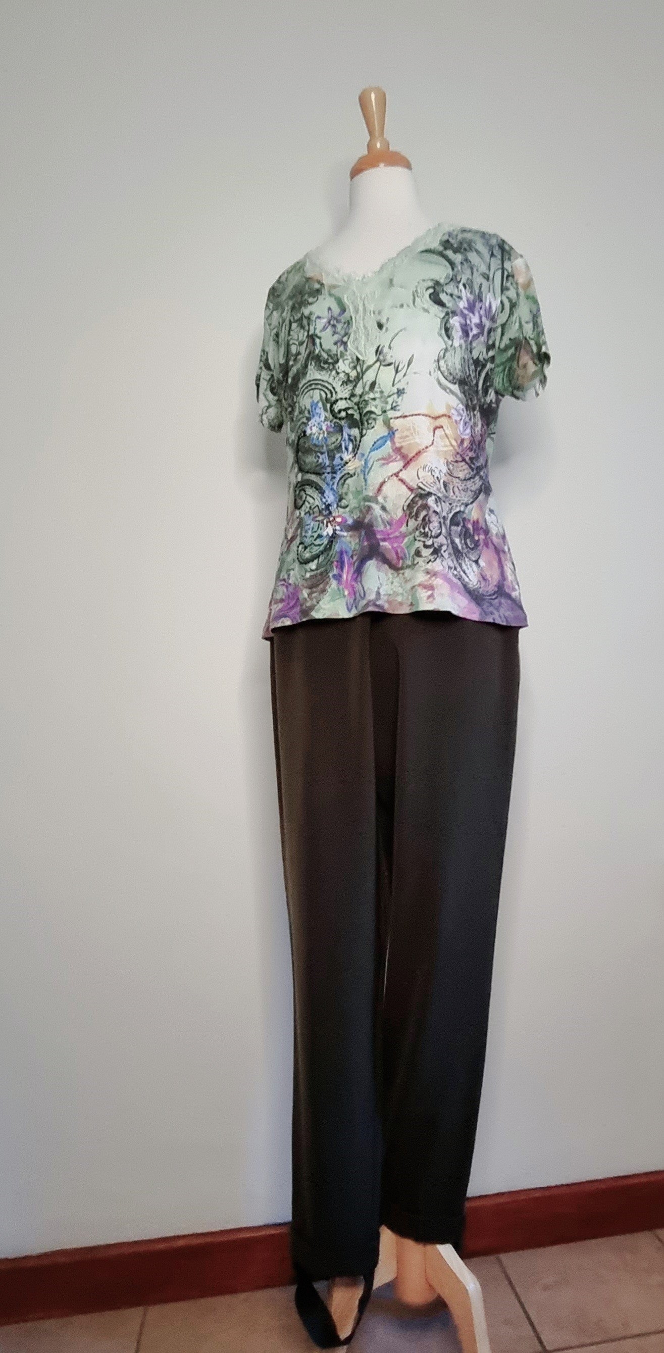 Marks & Spenser - Olive Green waisted trousers