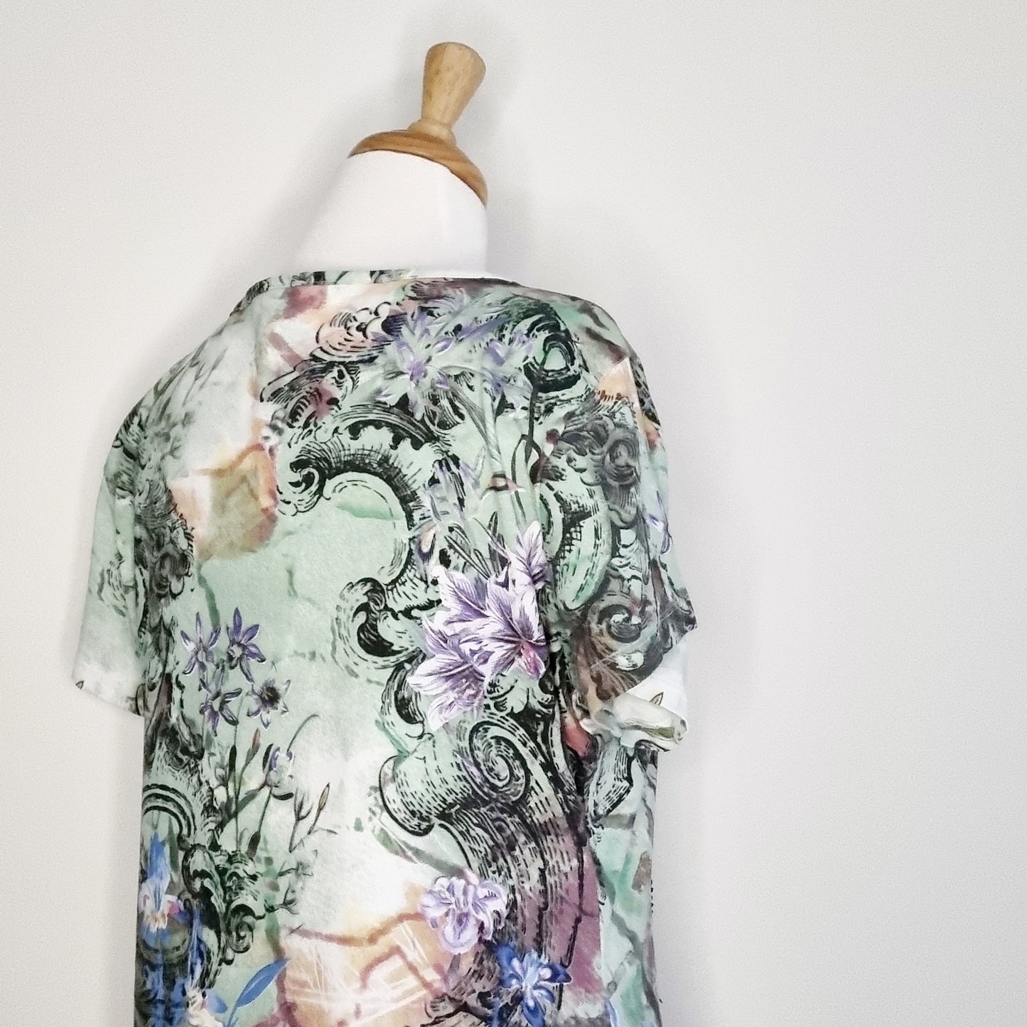 Queenspark Woman - Green bead embellished V-neck blouse