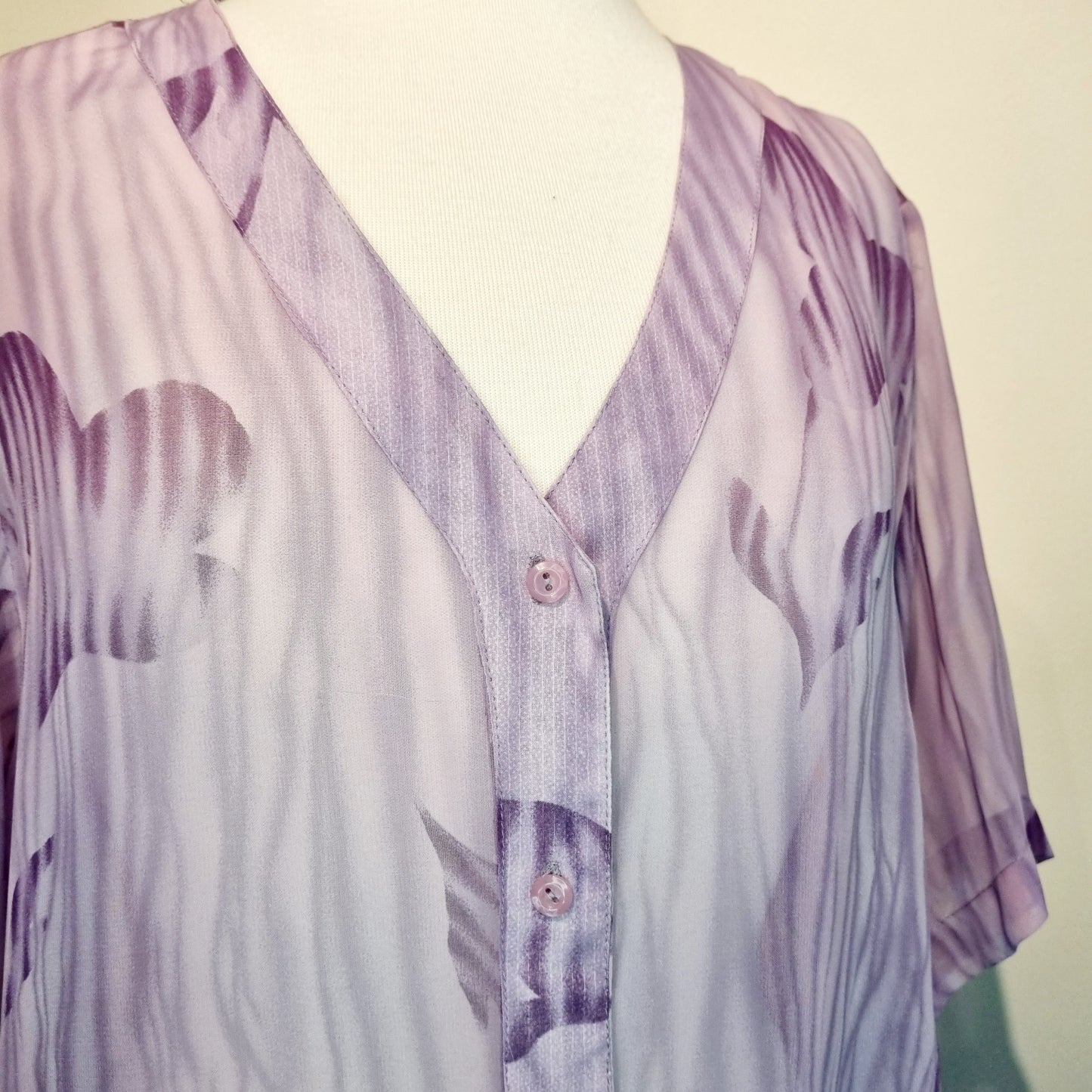 Pearl Tailors Dubai - Vintage - Lilac & purple sheer buttoned blouse