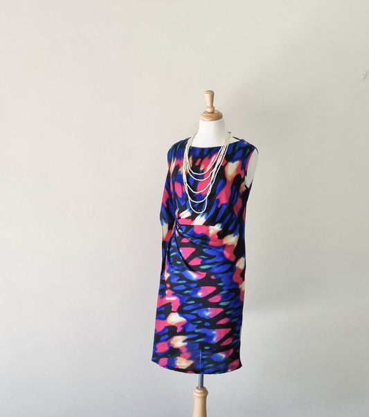 IDRESS - Chic, stylish,  bold and colorful midi dress