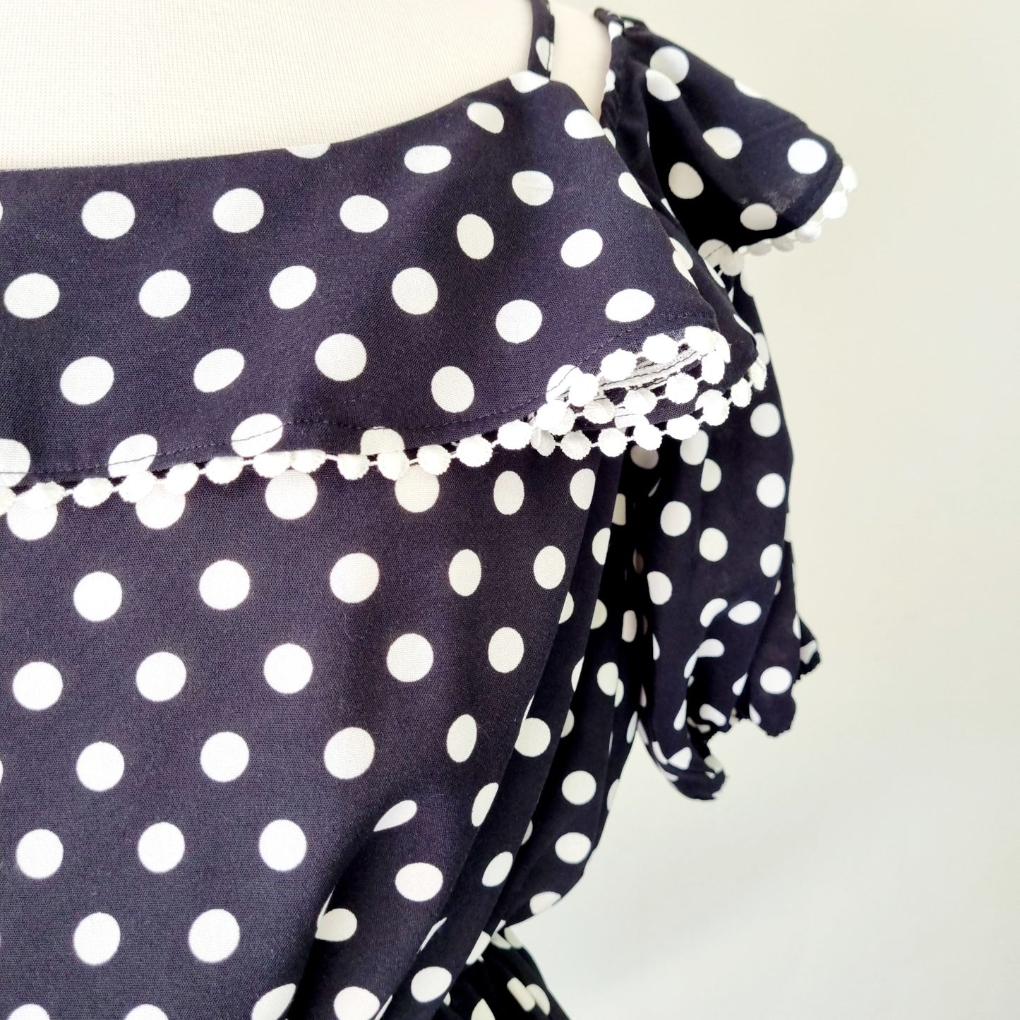 Sissy Boy - Black & white polka dot blouse with lace trimmings