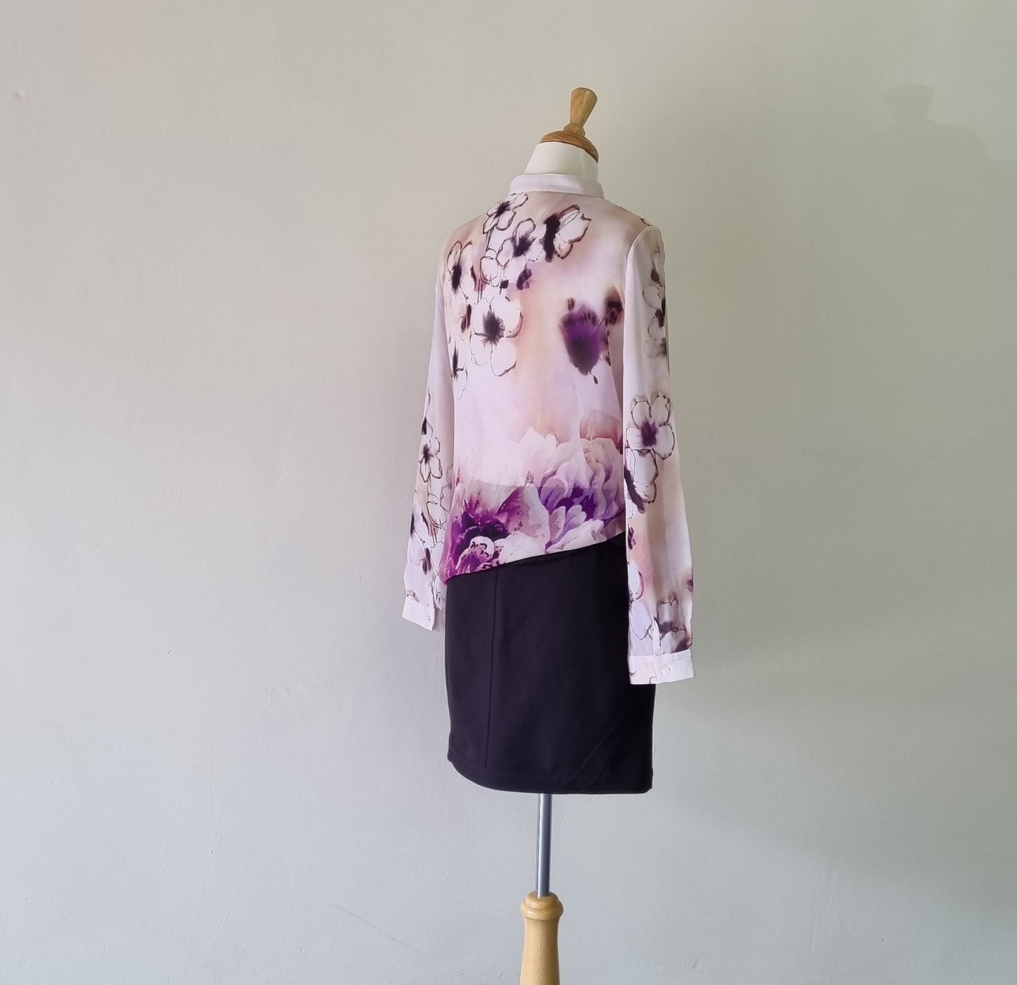 House of Envy - Beige & Purple front zip long sleeve blouse