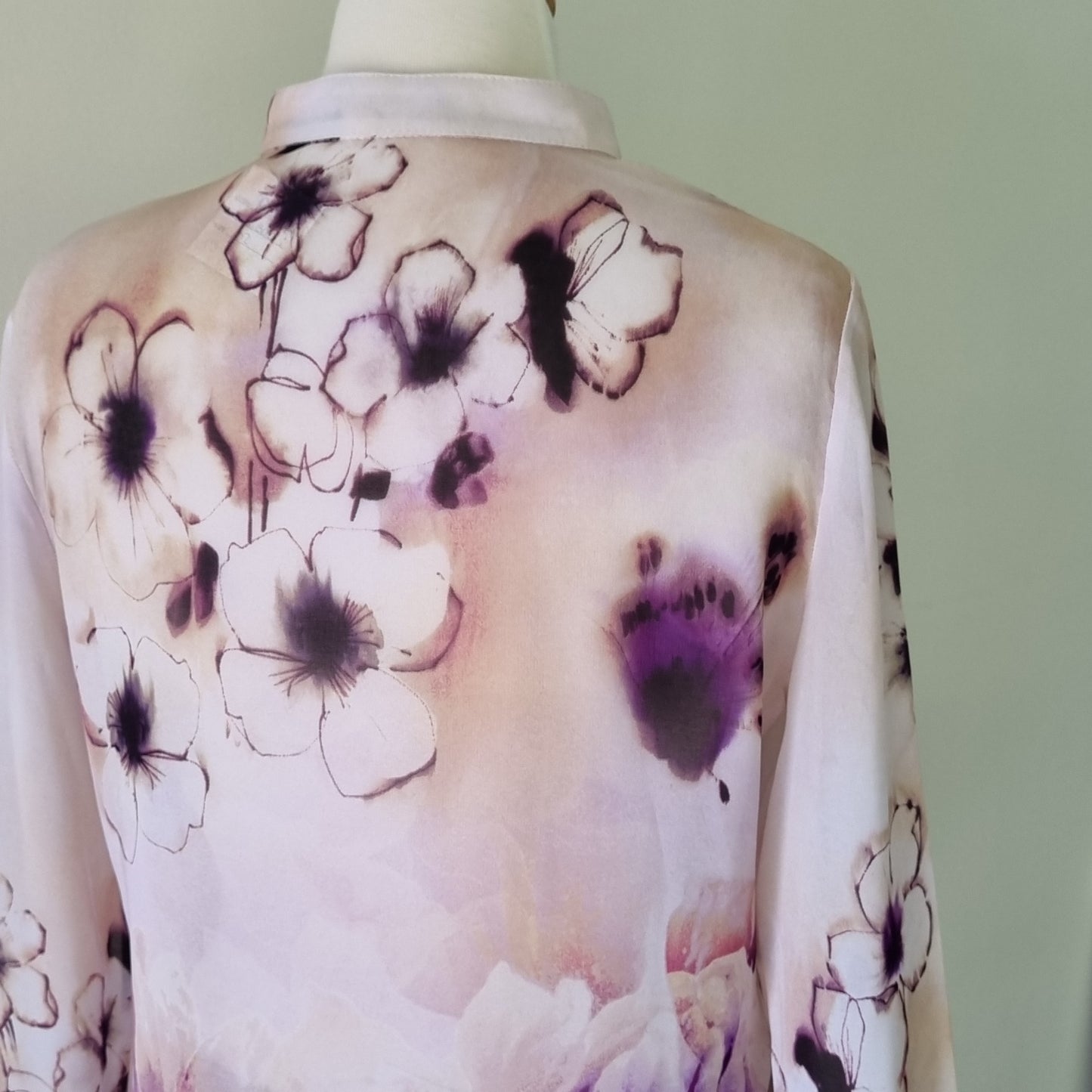 House of Envy - Beige & Purple front zip long sleeve blouse