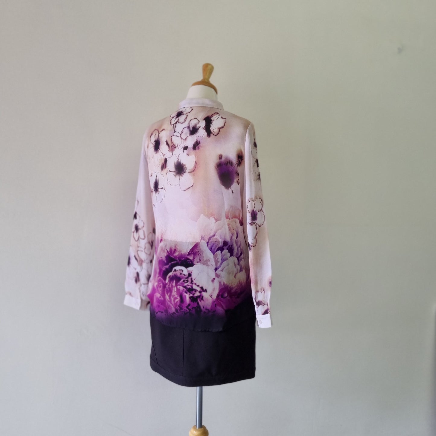 House of Envy - Beige & Purple front zip long sleeve blouse