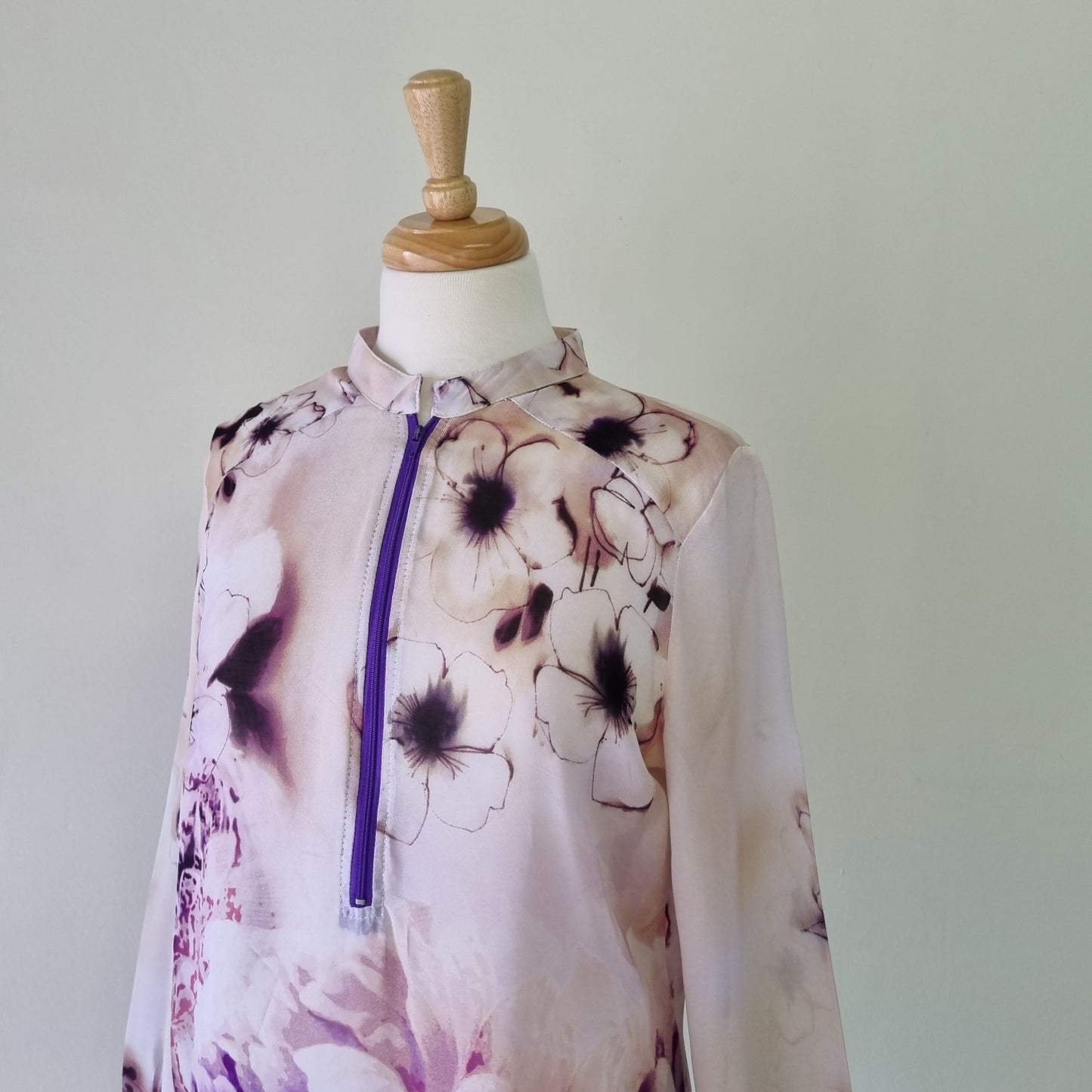 House of Envy - Beige & Purple front zip long sleeve blouse