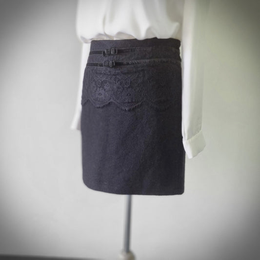 Jo Borkett - Black lined mini skirt with velvet bow trimmings