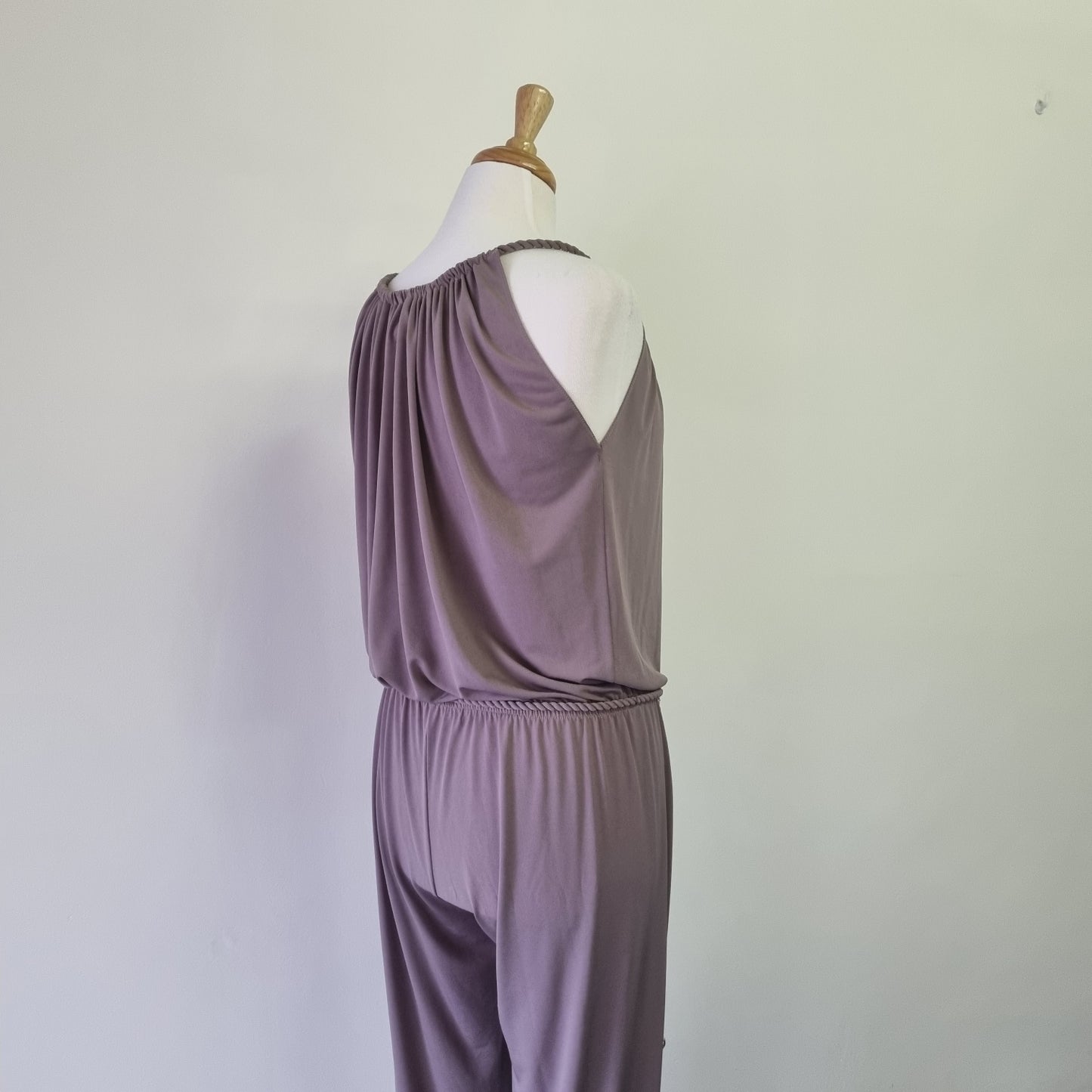 Magistral - Formal fawn strap jumpsuit