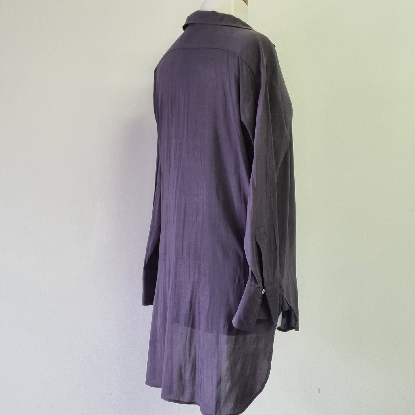 H&M Conscious - Charcoal long sleeve hi-lo dress shirt