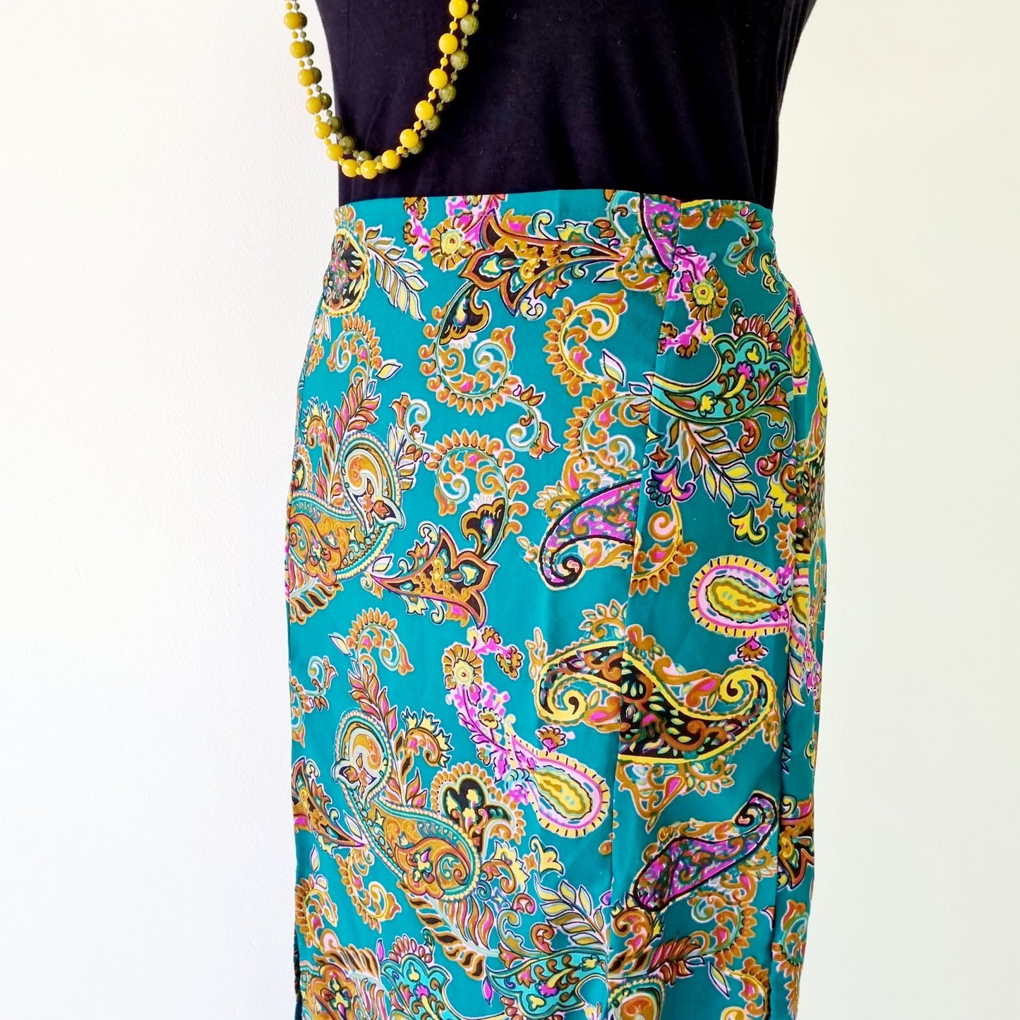 No Tag - Green & pink paisley patterned long skirt