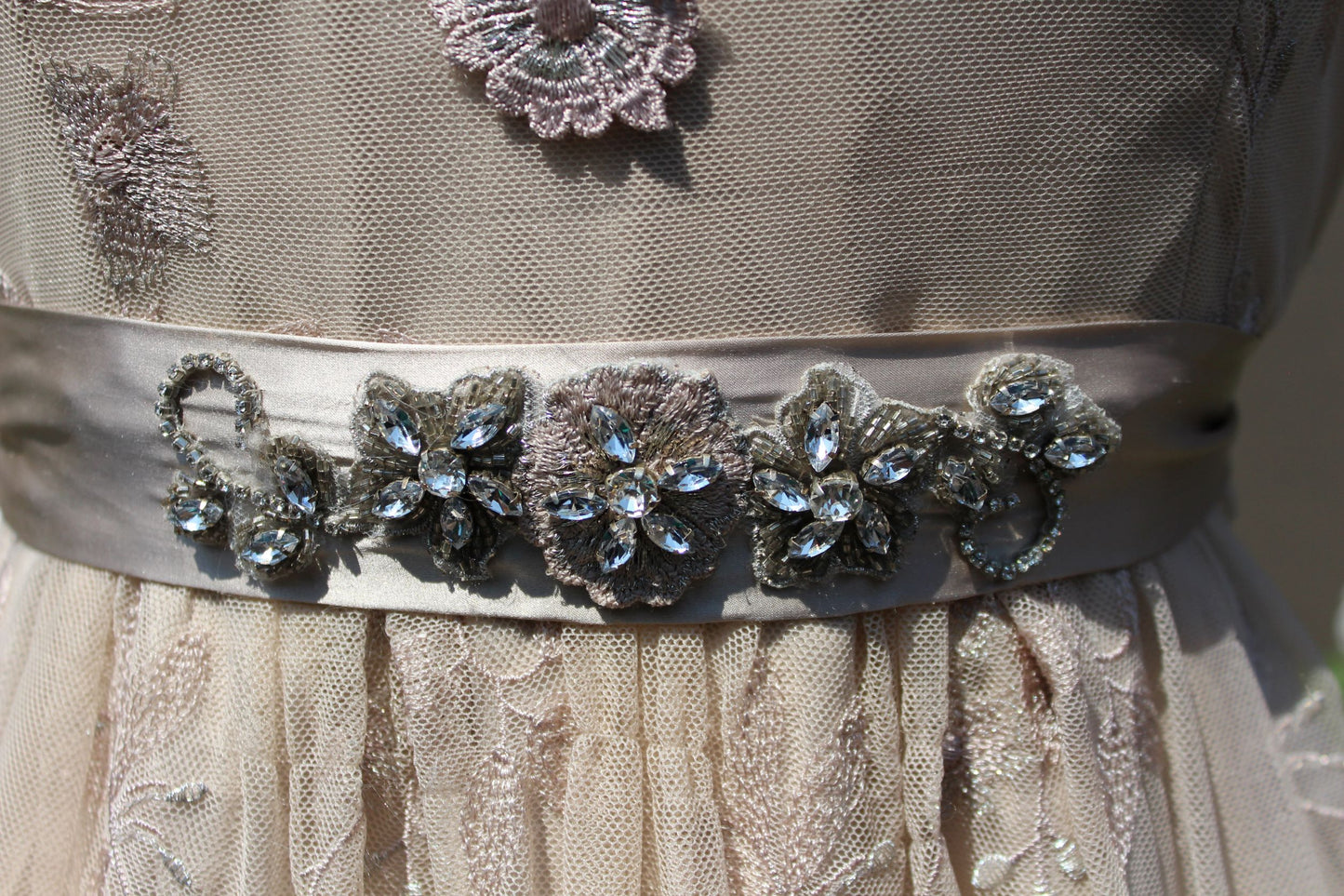 Forever New - Strapless detailed lace and sequin cocktail dress