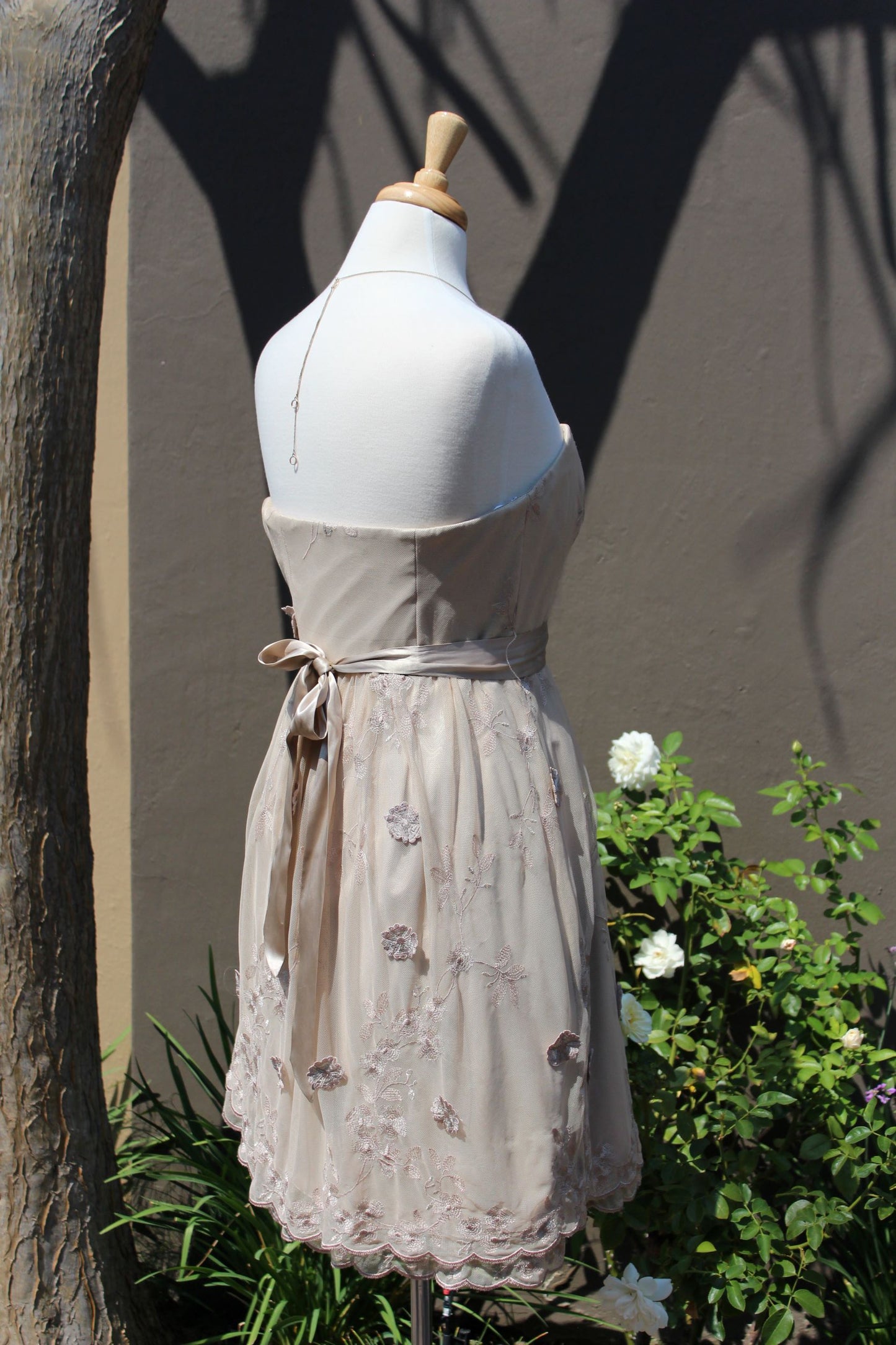 Forever New - Strapless detailed lace and sequin cocktail dress