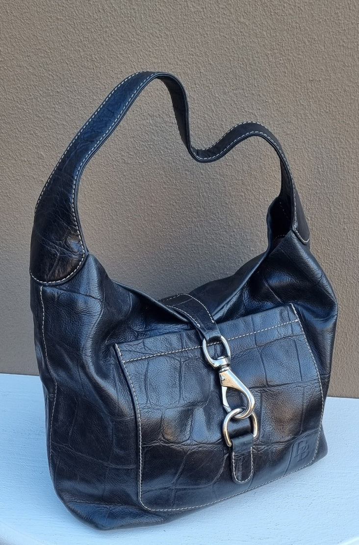 Dooney & Bourke Black designer shoulder bag Closet Conscious