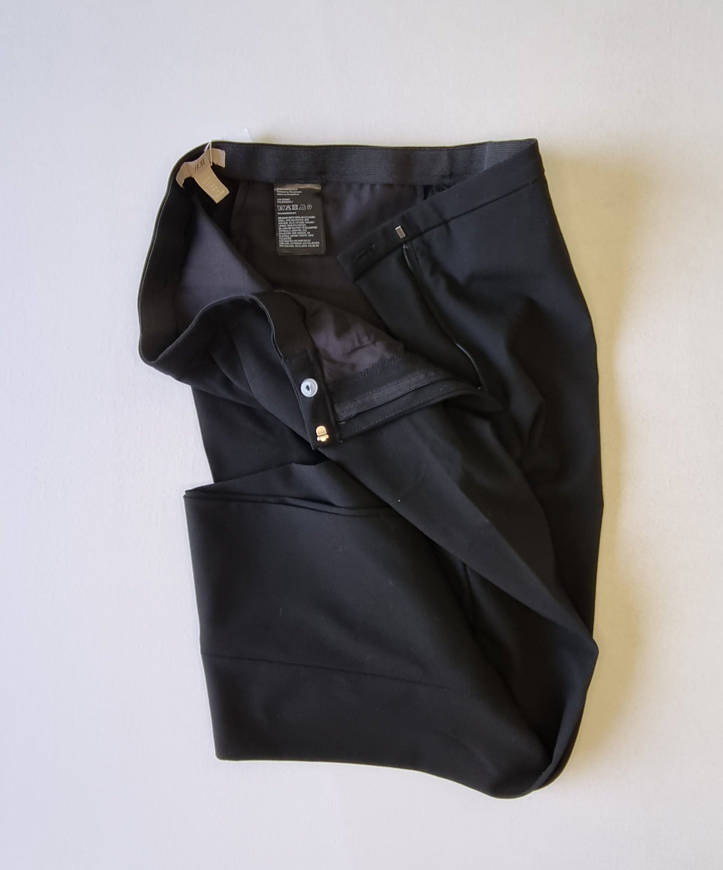 H&M - Black dress pants with elastic waist