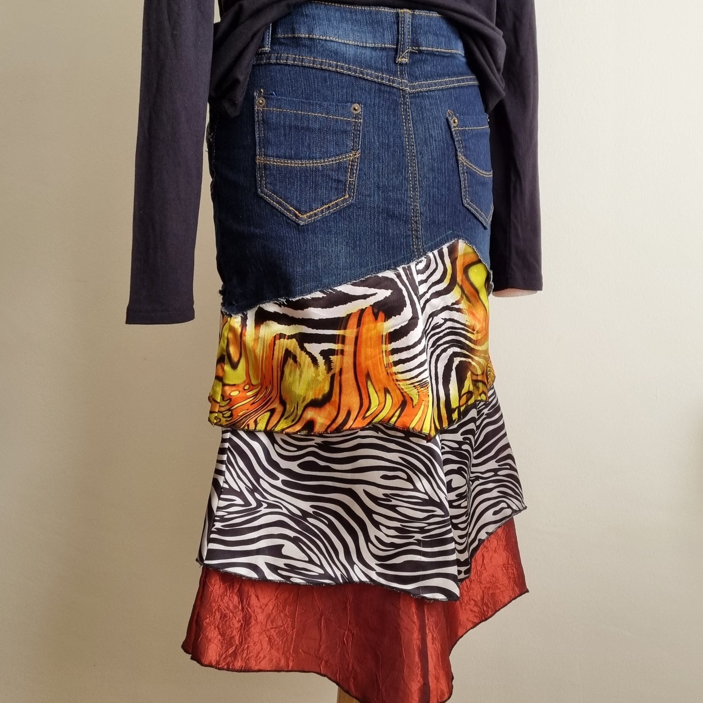 Chuang You - Denim skirt with material layers