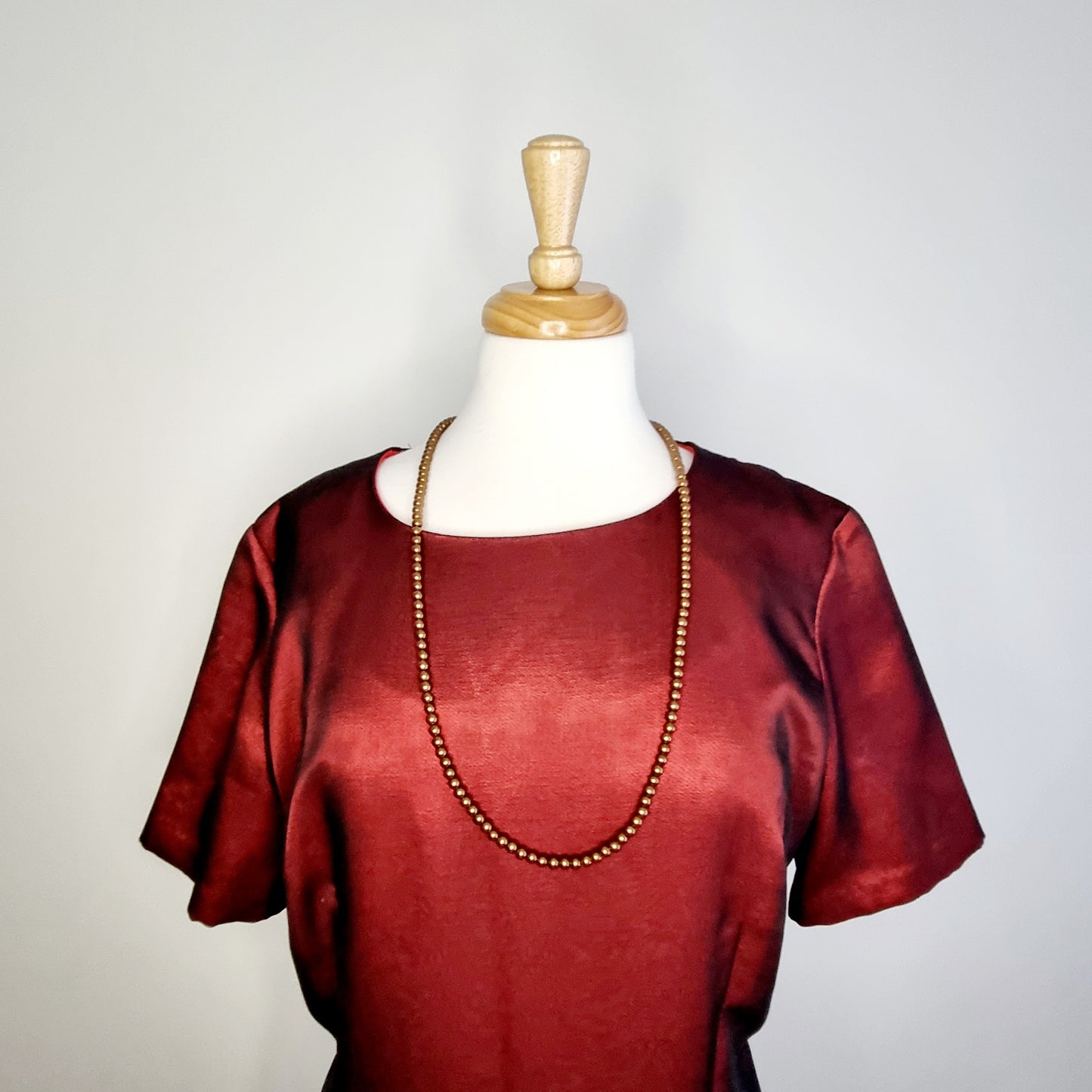 Mirien Hall - Vintage - Classic Midi Burgundy dress