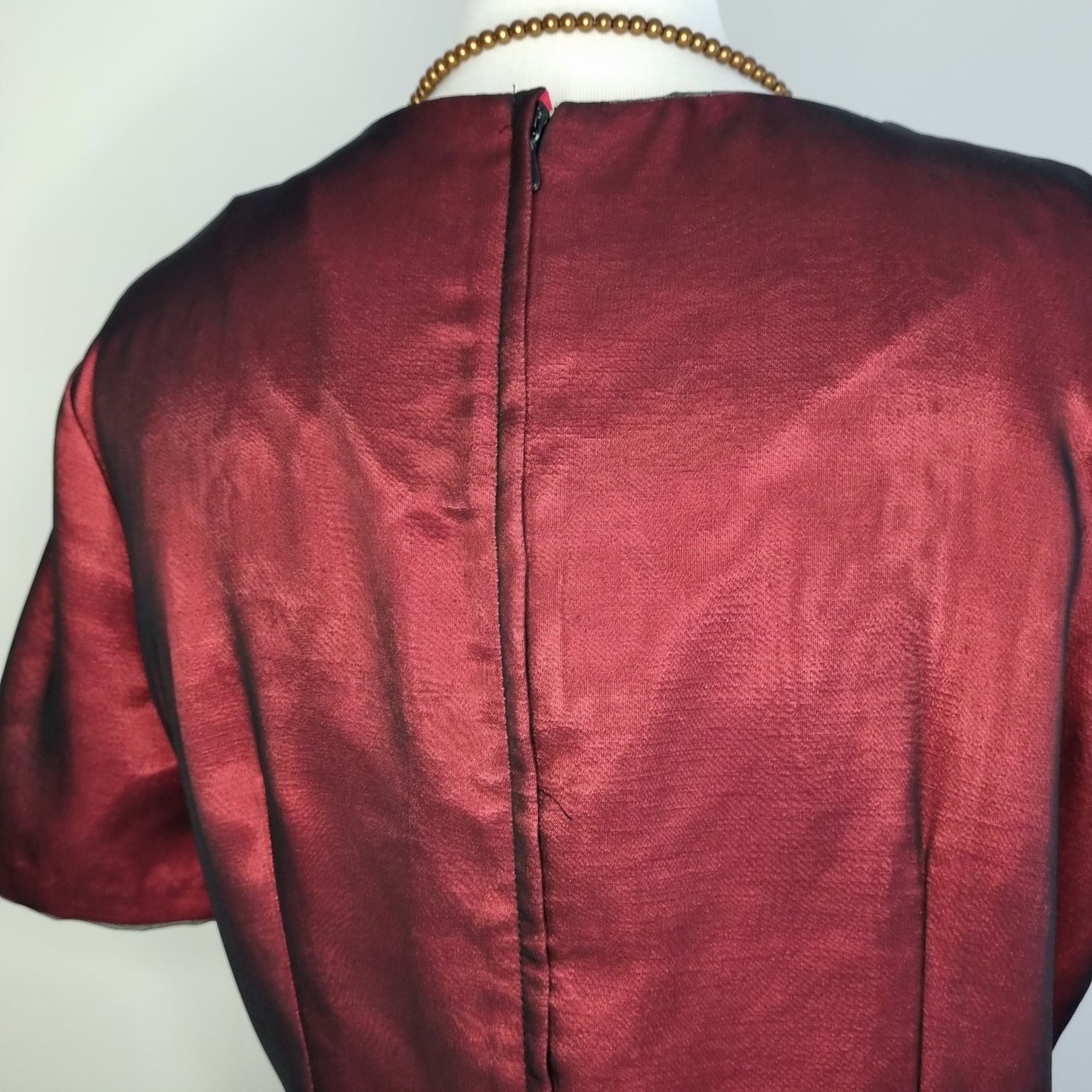 Mirien Hall - Vintage - Classic Midi Burgundy dress