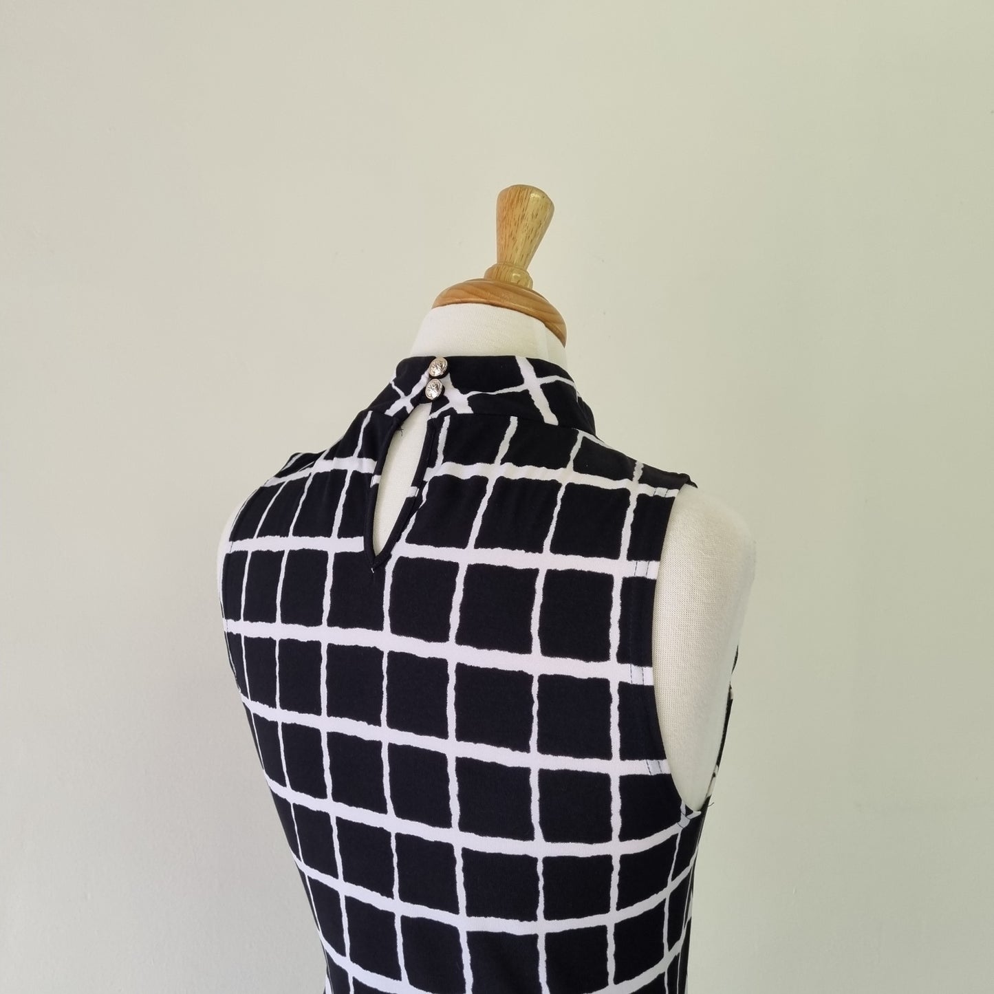 Revenge - Black & white sleeveless midi dress