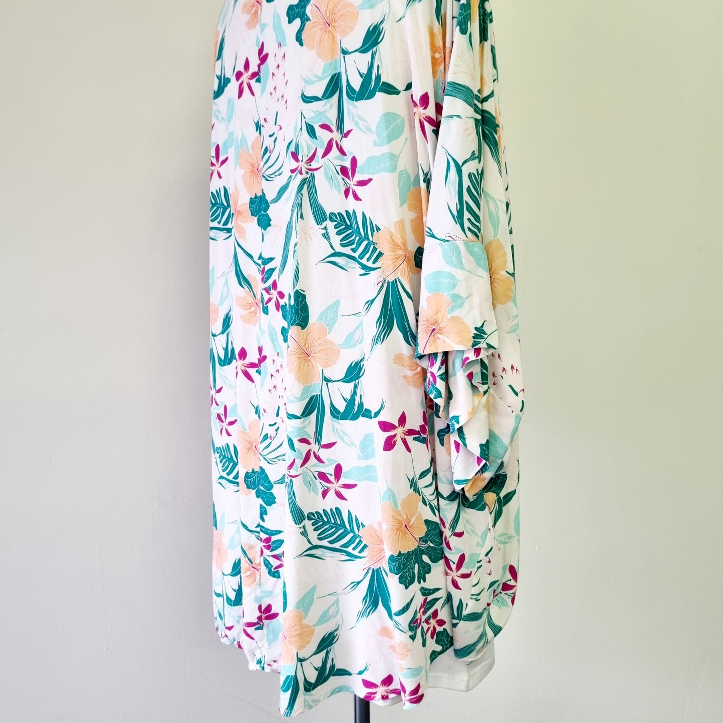 Cotton On Body - Beige, peach & green kimono
