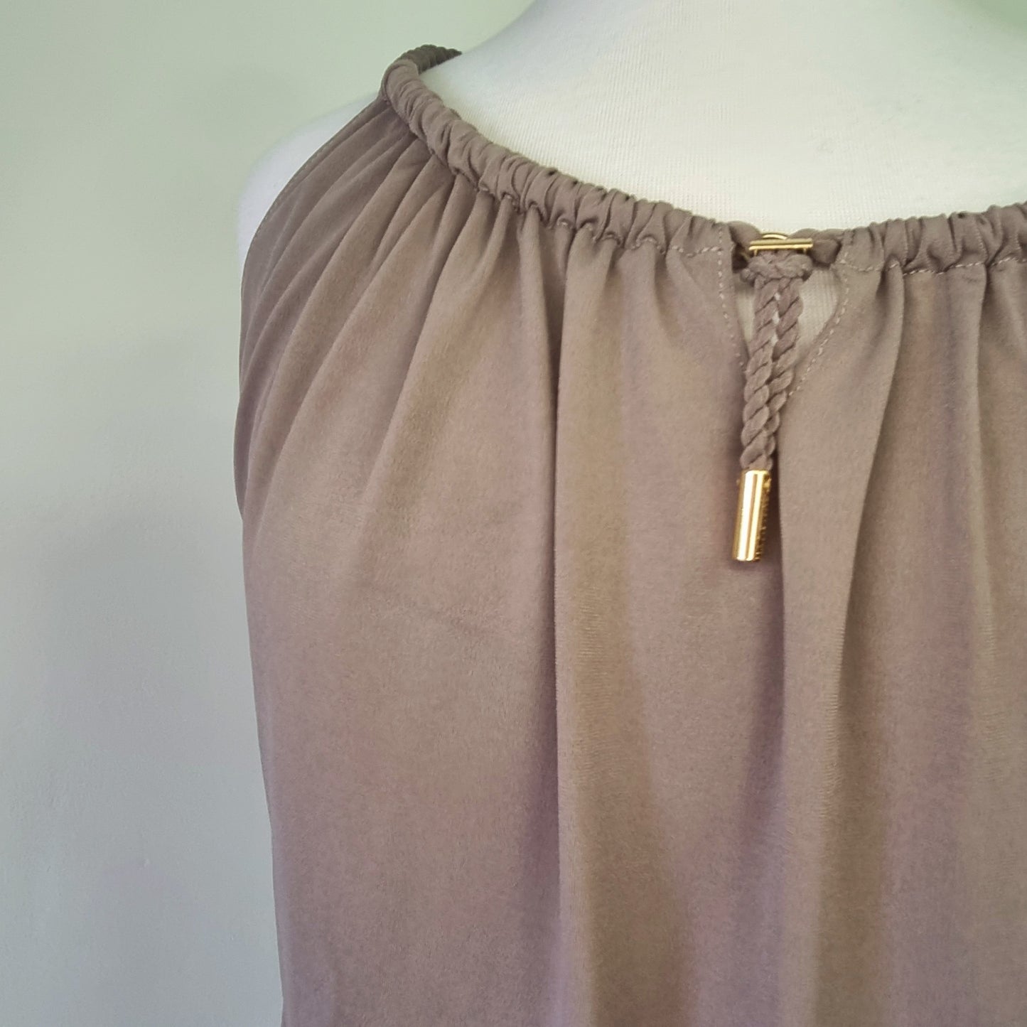 Magistral - Formal fawn strap jumpsuit